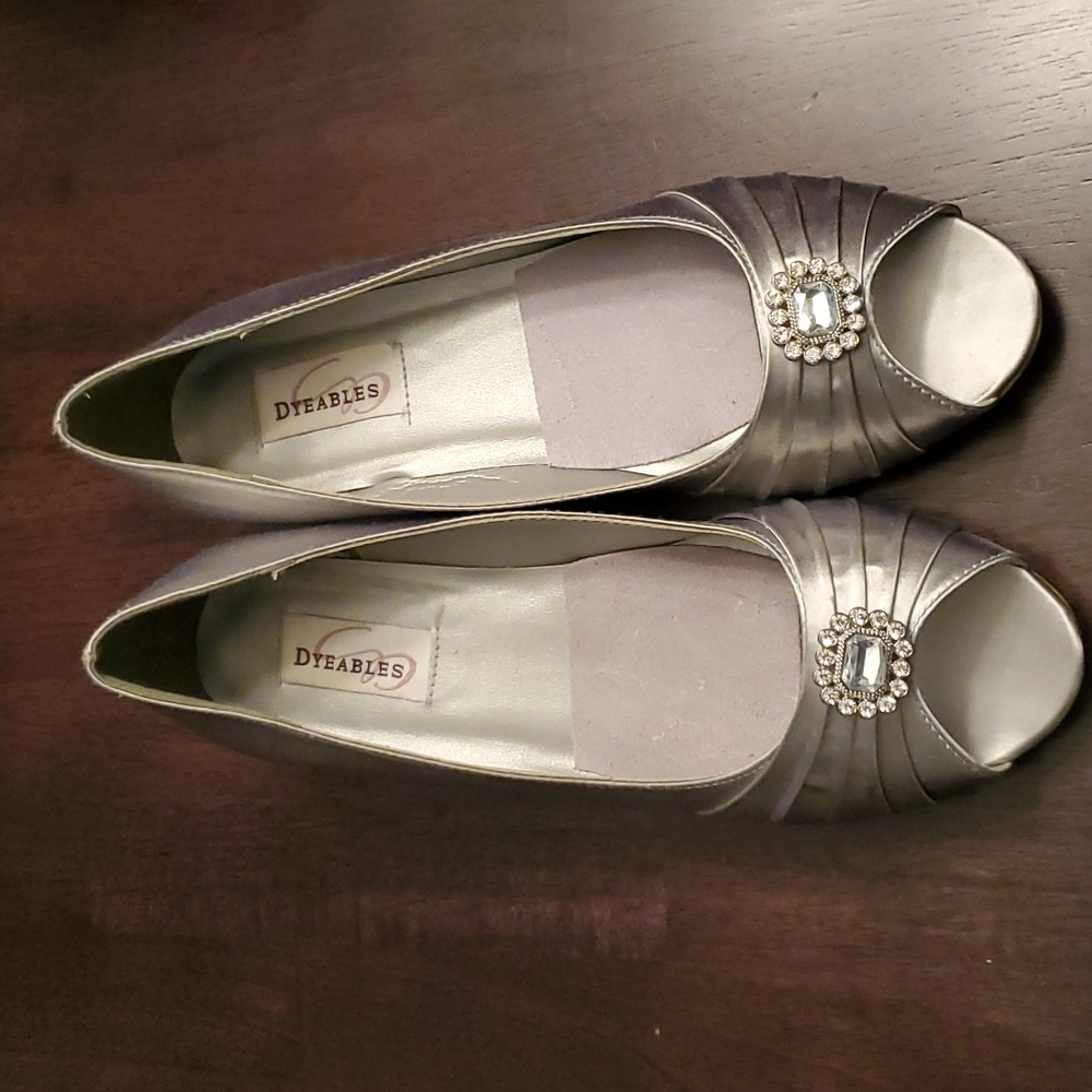Dress shoes size 11 worn once for a wedding